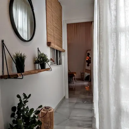 Apartment Misterhost Magallanes Triana Seville